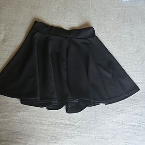Black skater skirt